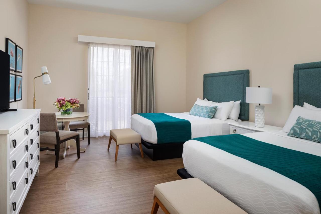 Deluxe Room Two Double Beds