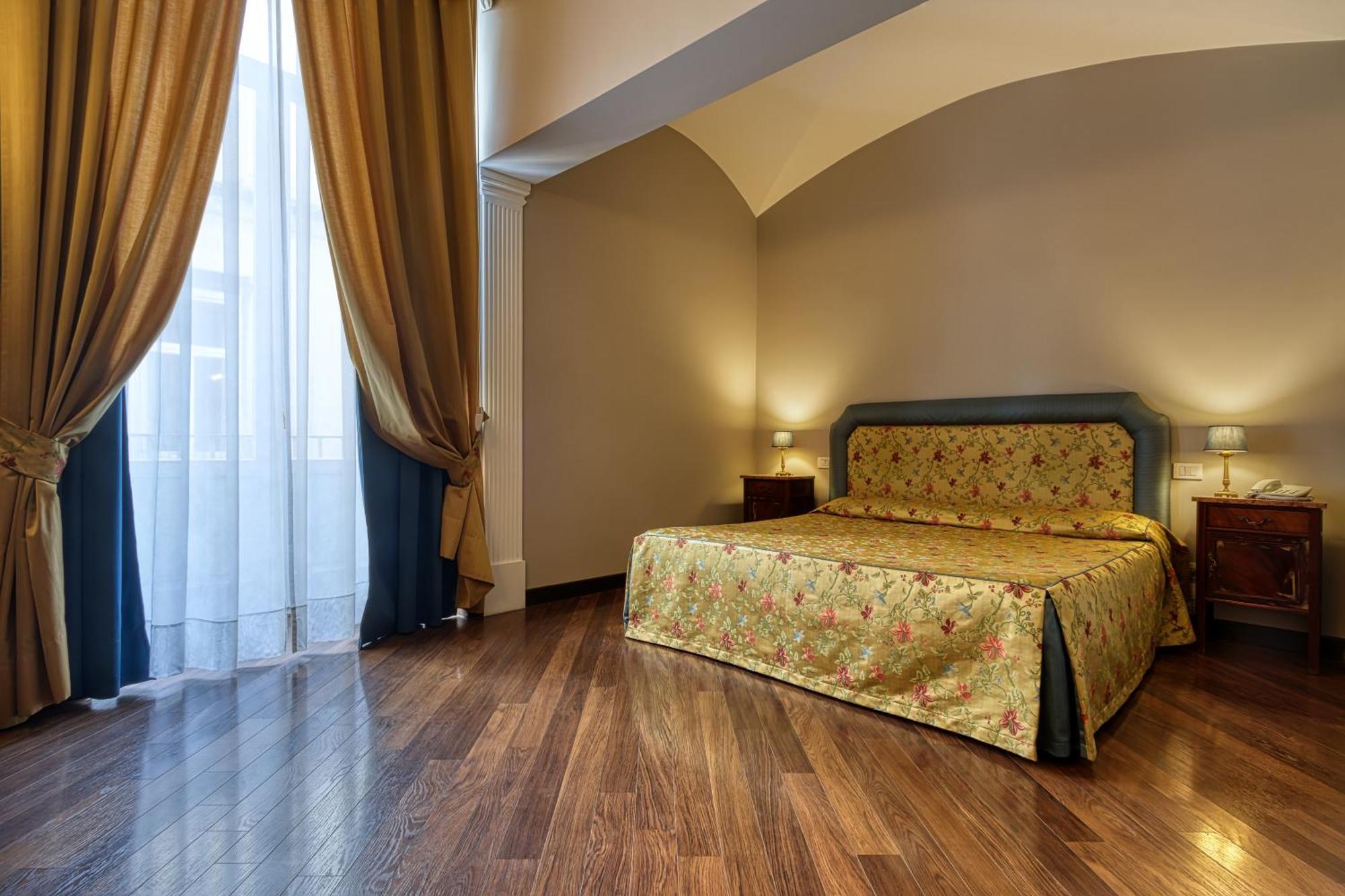 Superior Double or Twin Room,1433477776:JPEG